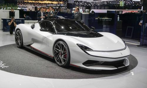 Pininfarina Battista進(jìn)行了一次小型重新設(shè)計(jì)仍然看起來(lái)很棒