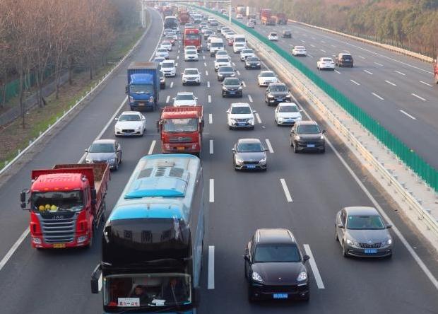 “五一”假期外地車輕微違法放行？多地交管部門發(fā)聲！