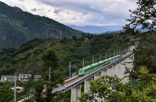 云南保山地震后，大瑞鐵路大保段已經(jīng)安全恢復(fù)運行