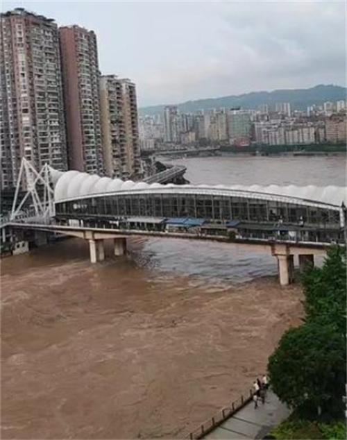 四川強降雨致巴中達州避險轉(zhuǎn)移，關注轉(zhuǎn)移群眾安全