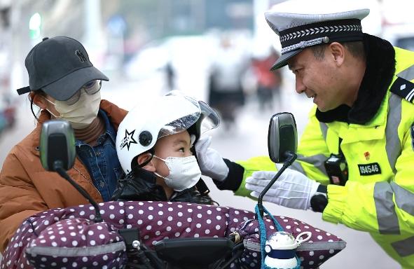 強制性國家標準實施，摩托車和電動自行車乘員頭盔需注意的關(guān)鍵點