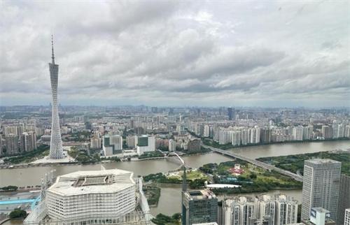 廣州應(yīng)對臺風(fēng)“泰利”來襲，多措防御迎戰(zhàn)大雨和大風(fēng)