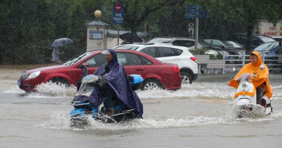  強(qiáng)降雨警報：防范措施與安全建議