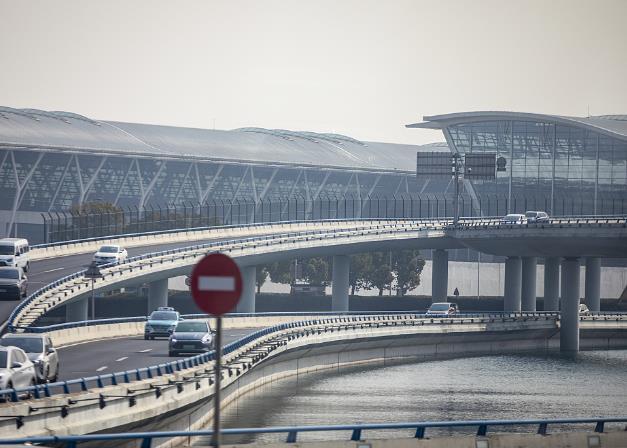 上海浦東機場網(wǎng)約車服務恢復，市交委強調(diào)規(guī)范運營和駕駛員管理